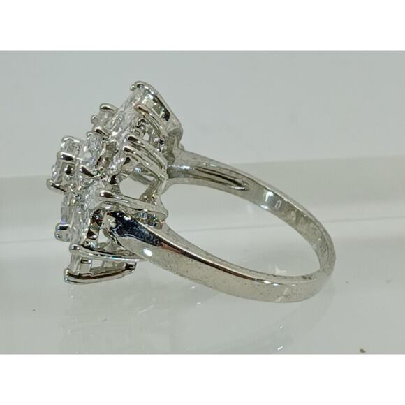 Vintage Ring Size 10 Silver Tone White Gold GP Sim Diamond CZ Cocktail NOS - Picture 3 of 10